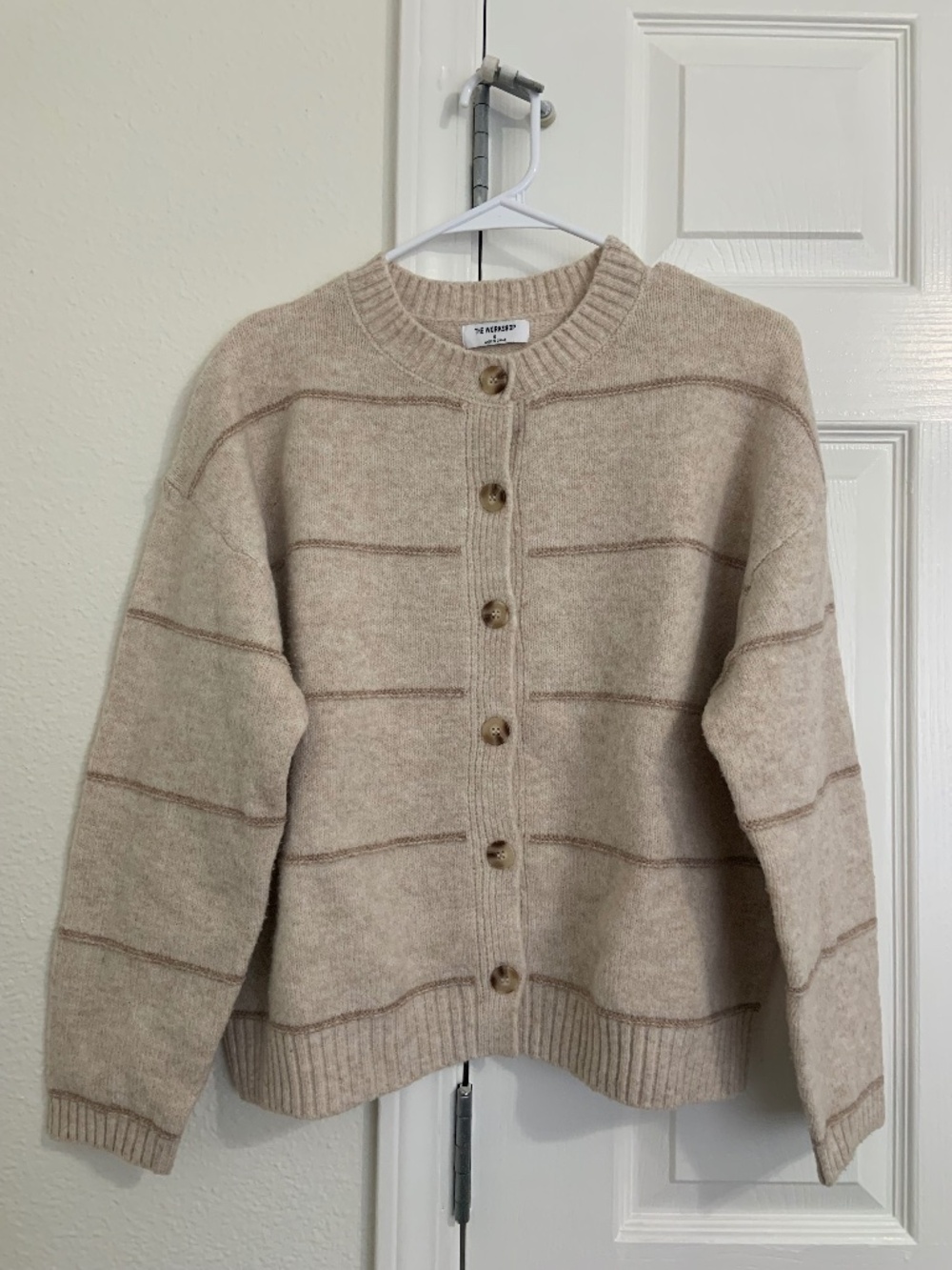 The Workshop Beige Knit Cardigan Sweater | Size Small